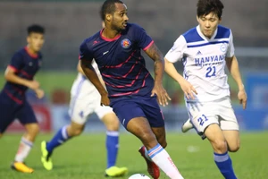 Đêm Noel hai đội Việt Nam và Hàn Quốc chia điểm