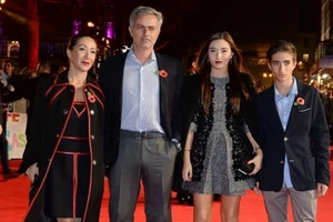 Rời xa chốn thị phi, Mourinho đón Giáng sinh an lành ở quê nhà