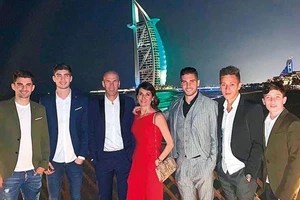 Zidane thay thế Solskjaer?