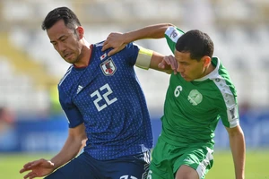 Nhật Bản suýt ôm hận trước Turkmenistan kiên cường