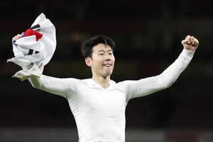 Trước khi đến UAE đá Asian Cup, Son Heung-min bị xúc phạm nặng