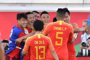 Trung Quốc sợ “kẻ giết rồng AK9”,“thần tài” Wu Lei chấn thương