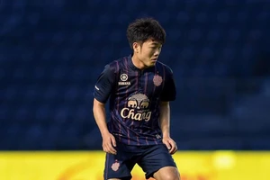 Chiều nay Xuân Trường có được ra sân tại Nhật Bản?