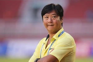 Chia điểm, HLV Huỳnh Đức thành công, Đức Thắng thất bại