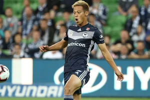 Honda cùng đồng đội đến Trung Quốc và thua thảm