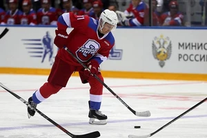 Tổng thống Putin ghi 10 bàn thắng