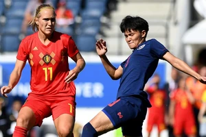 Tuyển Thái thua đậm trước tuyển Bỉ
