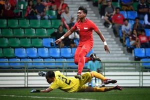 Con trai Fandi Ahmad đưa Singapore vào chung kết gặp Thái Lan