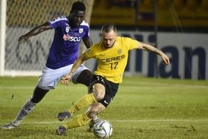 Đánh bại ‘tuyển Philippines thu nhỏ’, CLB Hà Nội vào chung kết