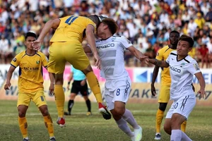 Tuấn Anh, Văn Toàn, Minh Vương cùng ghi bàn