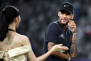 Công tố viên nói gì sau khi được đề nghị 'đóng' vụ án Neymar?