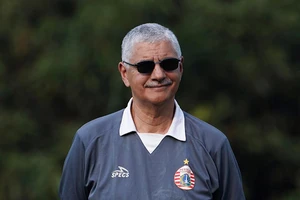 Cựu HLV tuyển Việt Nam Tavares tái xuất Đông Nam Á