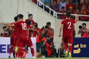 Quang Hải, Ngọc Hải rất hay nhưng giá như Anh Đức may hơn