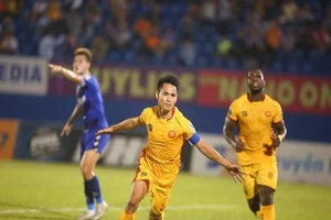 Đình Tùng và HA Gia Lai cứu Thanh Hóa tránh suất rớt hạng