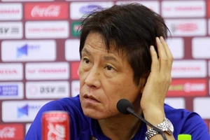 HLV Nishino cầu nguyện cho U-22 Thái Lan không chấn thương nữa
