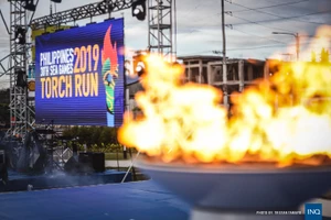 Bão Kammuri 'tấn công' Philippines ngày khai mạc SEA Games 30