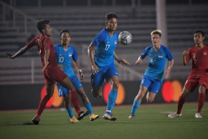 Anh em nhà Fandi nỗ lực cứu cha bất thành