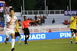 Đối thủ của thầy Park: Đỉnh cao và vực sâu