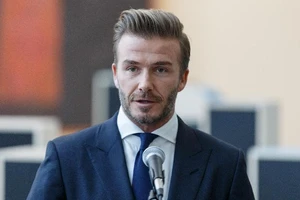 Ông bầu Beckham ‘tuyển quân vùng trũng’