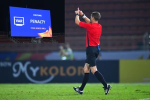 Phó chủ tịch LĐBĐ Malaysia: ‘Không VAR gì cả’