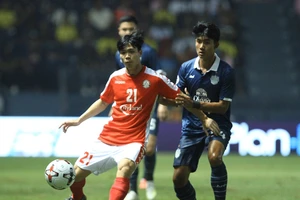 Có Công Phượng, CLB TP.HCM vẫn thua Buriram