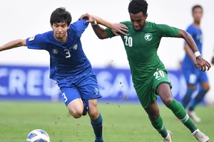 Uzbekistan thành cựu vô địch, Saudi Arabia đi Olympic