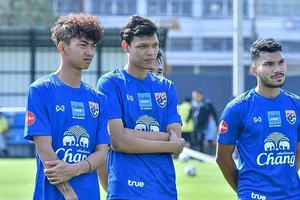 Bản hợp đồng 2 năm, Nishino lại hứa đưa Thái bay cao