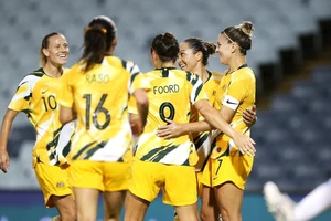 Giống 'phiên bản Thái Lan', Đài Loan thua đậm Úc