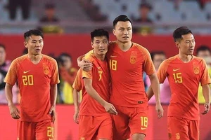'Chốt' Trung Quốc đá 2 trận ở Chang Arena