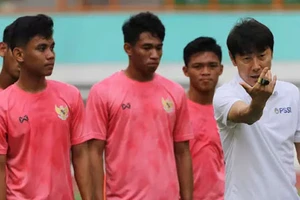 HLV Shin Tae-yong chơi lớn cùng U-19 Indonesia 