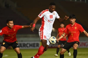 2 CLB Việt Nam đã có 'vốn' và 'lãi'