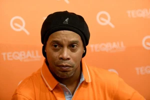 Ronaldinho: Nhất nhật tại tù, thiên thu tại ngoại