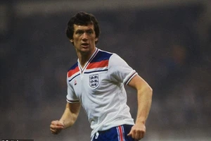 Nhiều cựu danh thủ bóng đá Anh qua đời