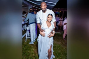 Thủ tướng viết status chúc mừng… công dân đặc biệt của Jamaica