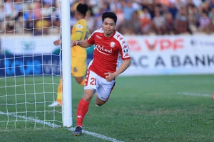 Vòng 6 V-League: Chủ nhà ‘rủ nhau’ gục ngã
