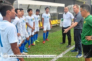Malaysia chạy đua vé World Cup với Việt Nam