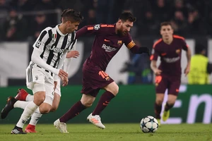 Messi bỏ Barca về đá cặp với Ronaldo ở Juventus