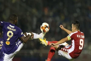 HLV Chung Hae-seong 'sập bẫy' của chính mình