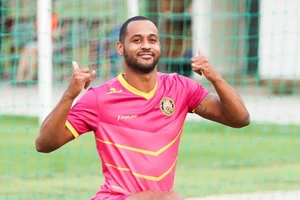 Đội chót bảng cắt đứt mạch thắng của đội đầu bảng Sài Gòn FC