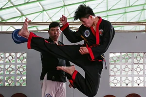 Môn võ Hapkido đến Campuchia 'một công đôi việc'