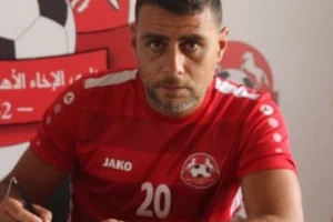 Cầu thủ đi dự đám tang bị bắn chết