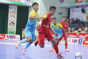 Sahako bám đuổi nhưng khó vượt Thái Sơn Nam