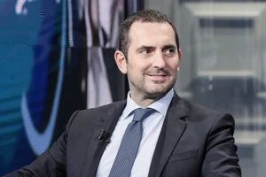 Bộ trưởng Thể thao Ý tố Ronaldo