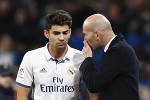 4 người con của Zidane theo nghiệp cầu thủ giờ ra sao?