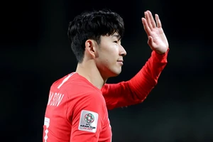 Mourinho lệnh cho Son ở yên trong khách sạn