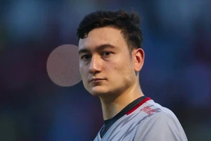 ‘Đốt lưới’ Đặng Văn Lâm nhưng Adisak không ăn mừng