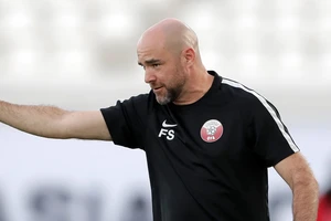 Bại tướng của thầy Park ‘cầu được ước thấy’