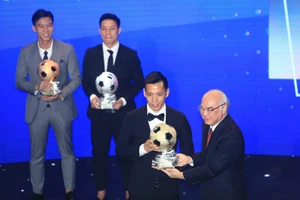 Quả bóng vàng 2020 gọi tên Văn Quyết