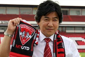 Muangthong dọa đưa vụ Văn Lâm ra FIFA
