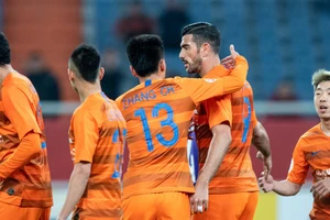 Nợ như “chúa chổm”, Sơn Đông Lỗ Năng bị cấm thi đấu